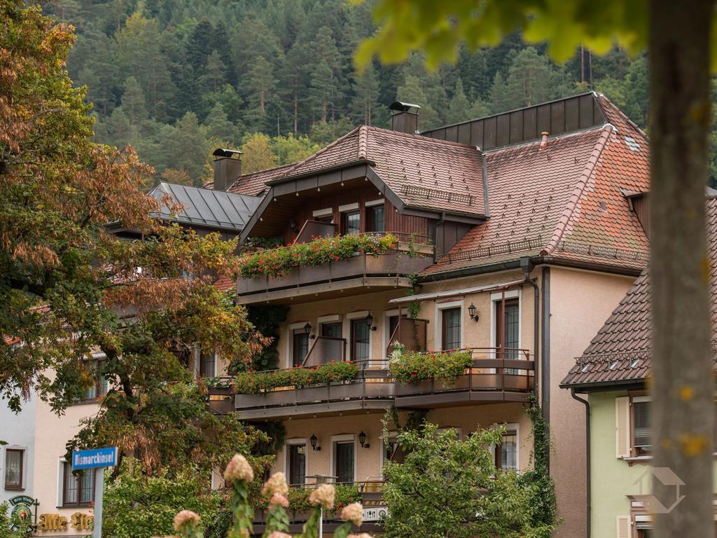 Hotel Restaurant Alte Linde Бад-Вільдбад Екстер'єр фото