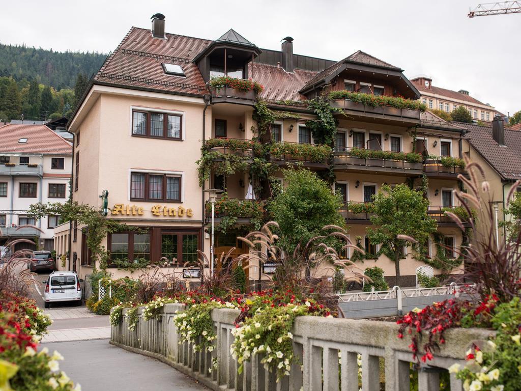 Hotel Restaurant Alte Linde Бад-Вільдбад Екстер'єр фото